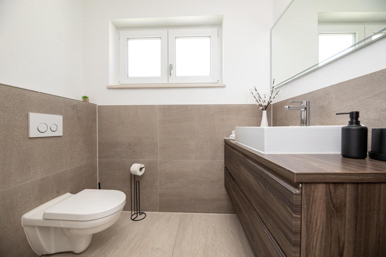 Villa Pafran With Heated Pool Krk Krk Town Zewnętrze zdjęcie